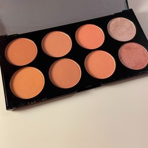 Makeup Revolution Hot Spice Blush Palette